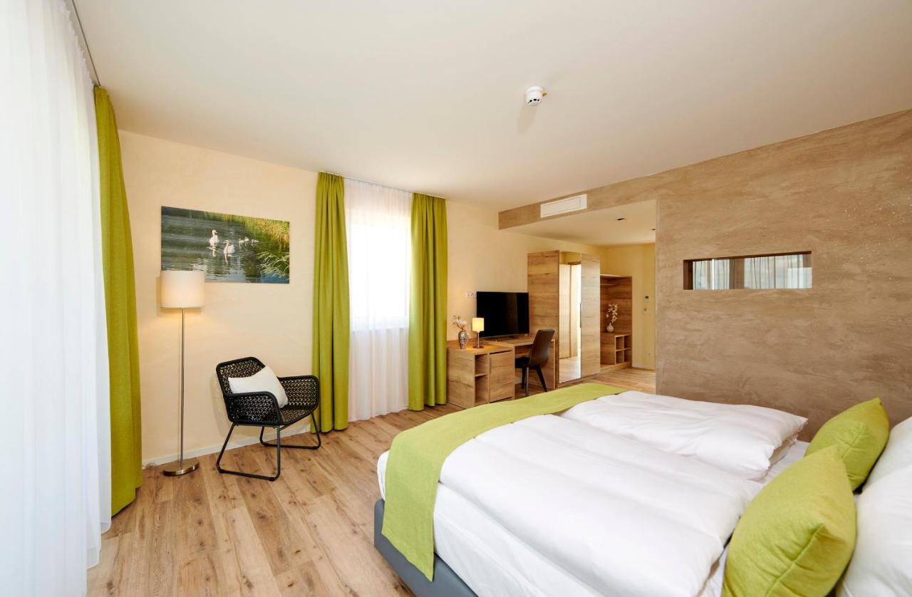 Bachhof Resort Hotel Kirchroth 外观 照片